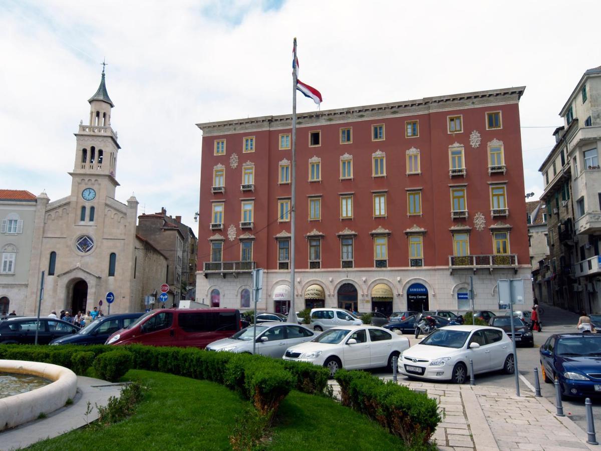 Famous Promenade Riva Apartment Split Dış mekan fotoğraf